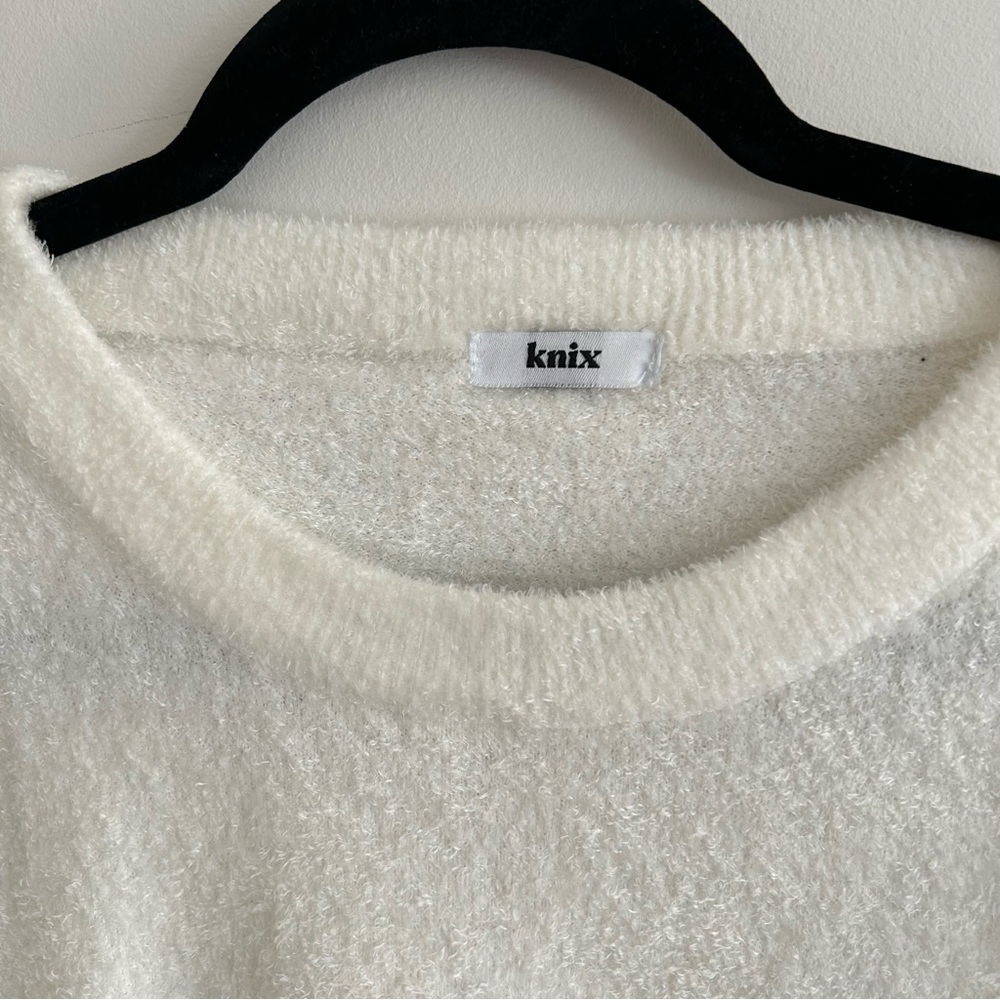 Knix Cozzzy lounge set size L crew neck cuffed pant winter white... - Picture 7 of 15